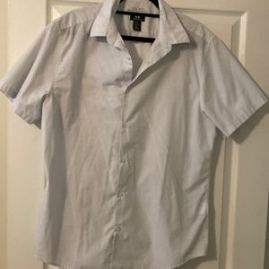 H&M Men’s Short Sleeve Button Down (Slim Fit)